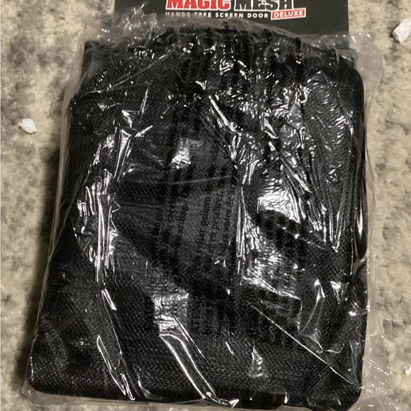 Magic mesh deluxe, hands-free screen door deluxe - Picture 4 of 4